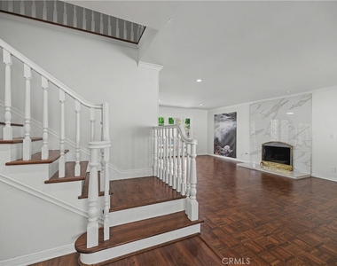 24060 Hatteras Street - Photo Thumbnail 3