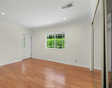 24060 Hatteras Street - Photo Thumbnail 32