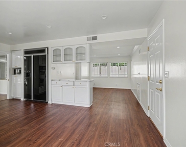 24060 Hatteras Street - Photo Thumbnail 17