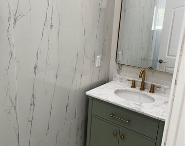 7532 Sausalito - Photo Thumbnail 1