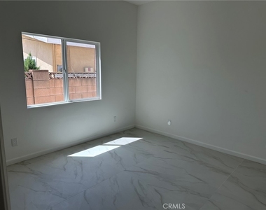 7532 Sausalito - Photo Thumbnail 9