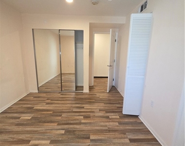 14537 Archwood - Photo Thumbnail 14