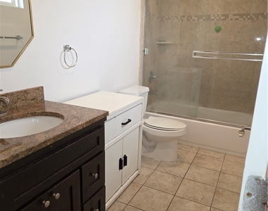 14537 Archwood - Photo Thumbnail 16