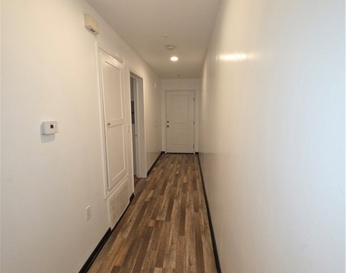 14537 Archwood - Photo Thumbnail 10