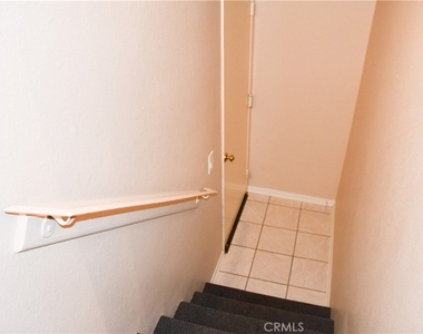 2337 E Skyline Drive - Photo Thumbnail 32