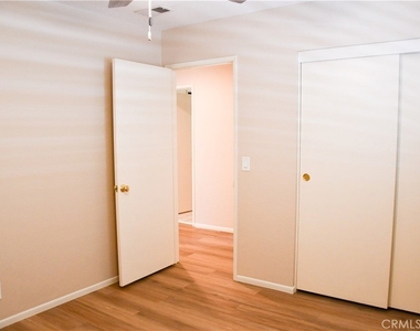 2337 E Skyline Drive - Photo Thumbnail 37