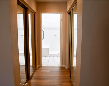 2337 E Skyline Drive - Photo Thumbnail 51