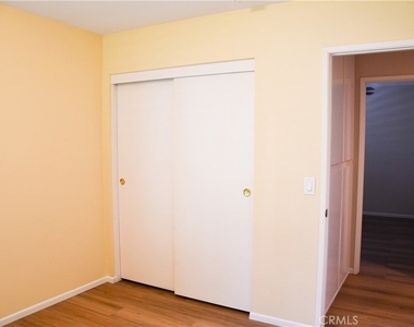 2337 E Skyline Drive - Photo Thumbnail 41