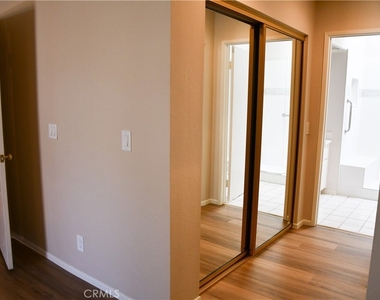 2337 E Skyline Drive - Photo Thumbnail 50