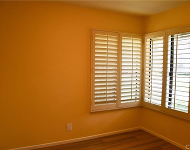2337 E Skyline Drive - Photo Thumbnail 40