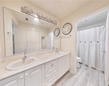332 W Summerfield - Photo Thumbnail 9