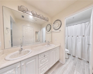 332 W Summerfield - Photo Thumbnail 7