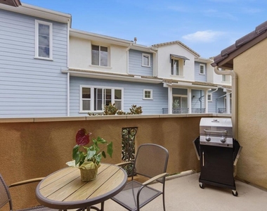 4367 Pacifica Way - Photo Thumbnail 15