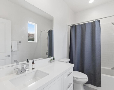 4367 Pacifica Way - Photo Thumbnail 19