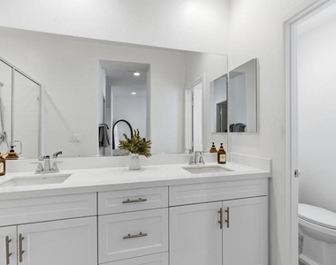 4367 Pacifica Way - Photo Thumbnail 21