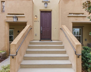4367 Pacifica Way - Photo Thumbnail 2