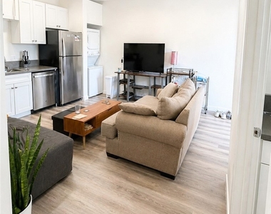 611 W Walnut - Photo Thumbnail 11