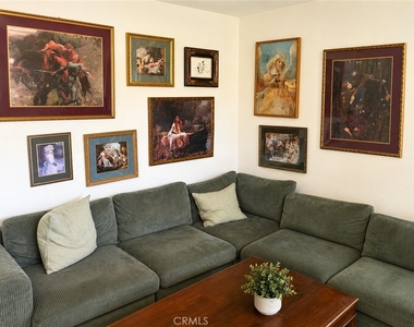 611 W Walnut - Photo Thumbnail 2