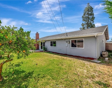 6141 Trinette - Photo Thumbnail 36