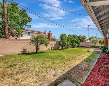 6141 Trinette - Photo Thumbnail 35