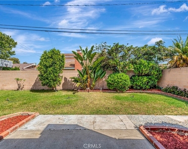 6141 Trinette - Photo Thumbnail 32