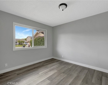 6141 Trinette - Photo Thumbnail 26