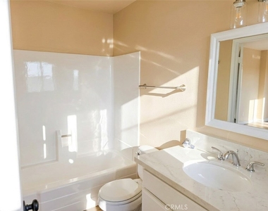 1538 Via Del Rio - Photo Thumbnail 5