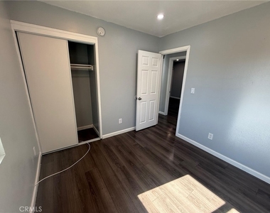 43051 Yew Street - Photo Thumbnail 8