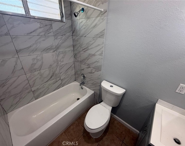 43051 Yew Street - Photo Thumbnail 11