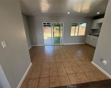 43051 Yew Street - Photo Thumbnail 2