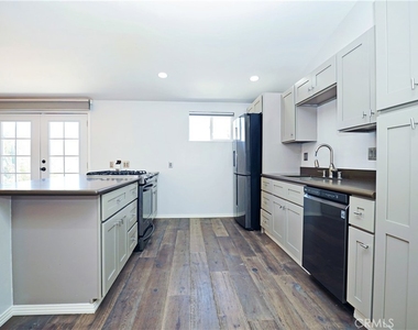 12350 Luna Place - Photo Thumbnail 6