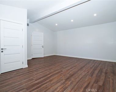 12350 Luna Place - Photo Thumbnail 8