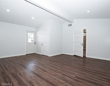 12350 Luna Place - Photo Thumbnail 7