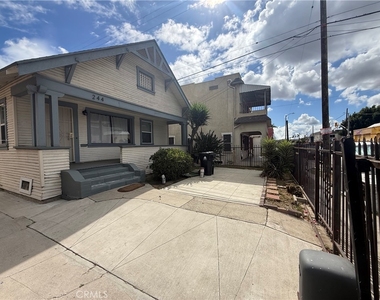 244 W 49th Street - Photo Thumbnail 29