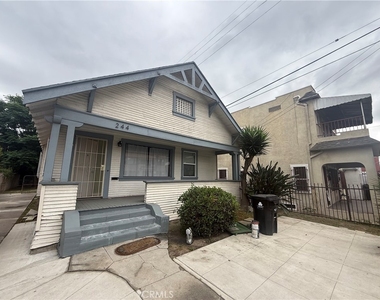 244 W 49th Street - Photo Thumbnail 28