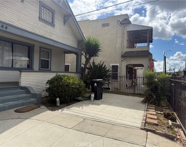 244 W 49th Street - Photo Thumbnail 31