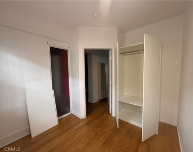 244 W 49th Street - Photo Thumbnail 15