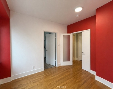 244 W 49th Street - Photo Thumbnail 11