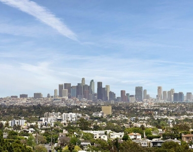 2222 Avenue Of The Stars - Photo Thumbnail 16
