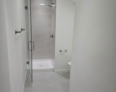 10836 Camarillo Street - Photo Thumbnail 4