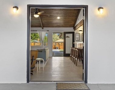 251 N Encinal Avenue - Photo Thumbnail 29