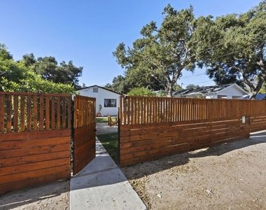 251 N Encinal Avenue - Photo Thumbnail 3