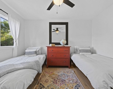 251 N Encinal Avenue - Photo Thumbnail 18
