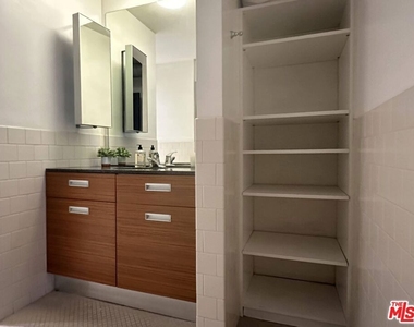 746 S Los Angeles Street - Photo Thumbnail 12