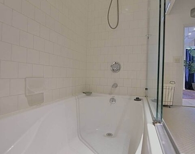 746 S Los Angeles Street - Photo Thumbnail 13