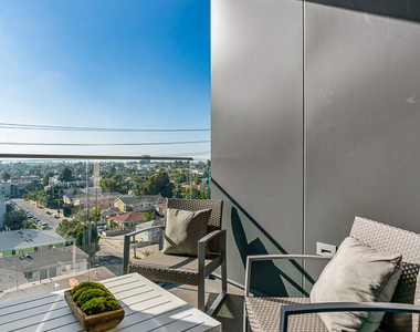 3688 Overland Avenue - Photo Thumbnail 12