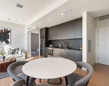 3688 Overland Avenue - Photo Thumbnail 4