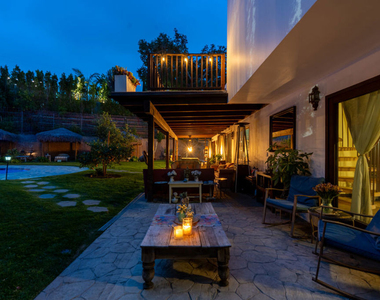 3092 Laurel Canyon Boulevard - Photo Thumbnail 27