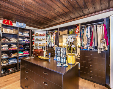 3092 Laurel Canyon Boulevard - Photo Thumbnail 10