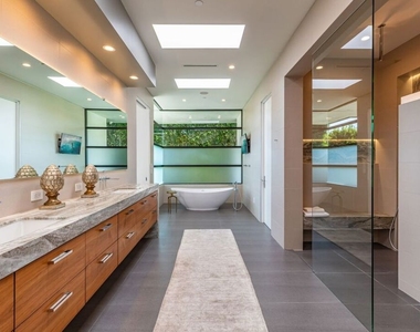 2002 Loma Vista Drive - Photo Thumbnail 15
